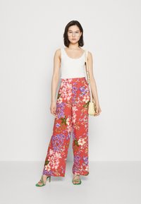 JDY JDYNANNA SCALLOP EDGE - Top - cloud dancer