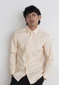 HUGO JENNO - Hemd - open white