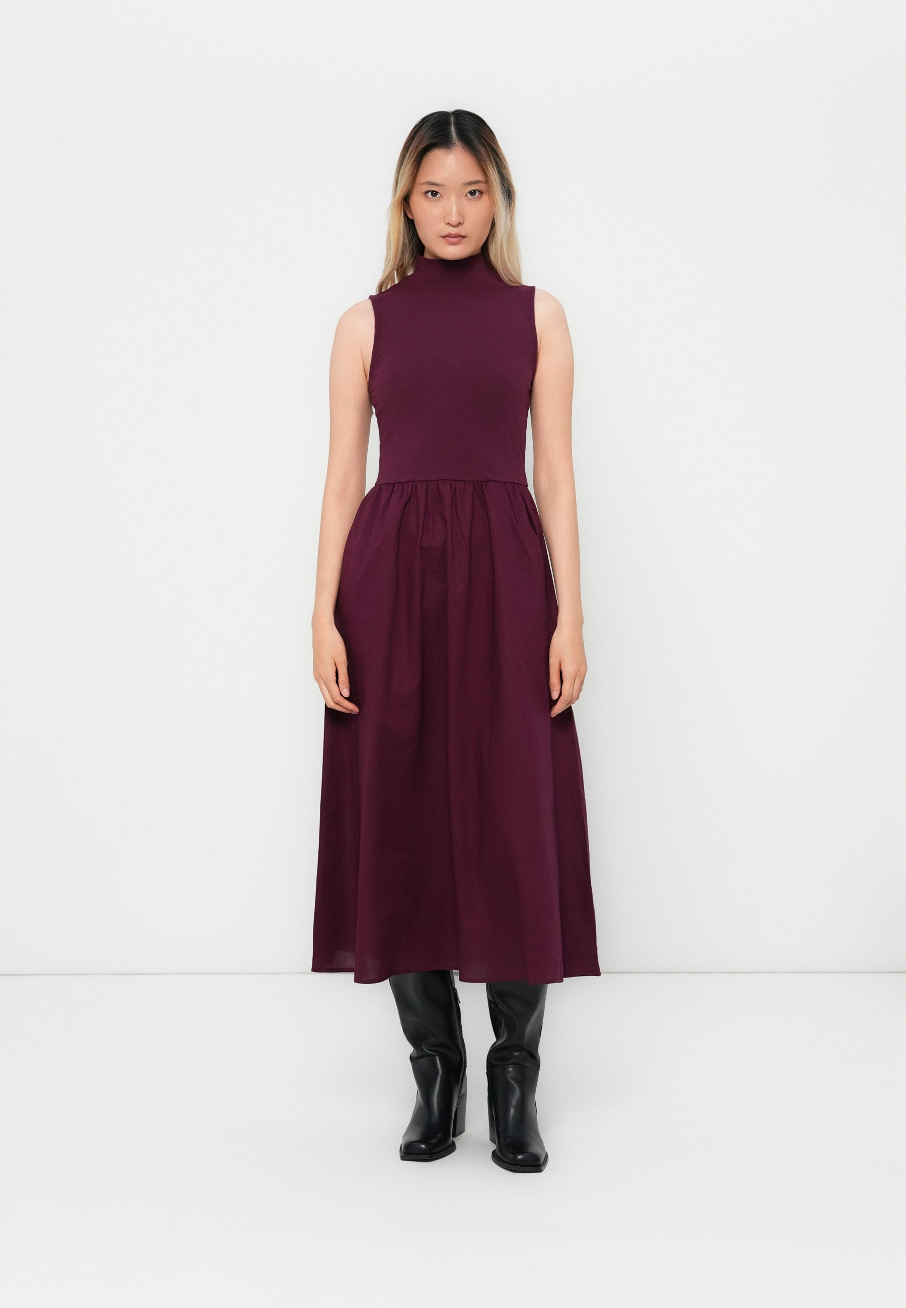 GAP MOCK NECK MIXED MEDIA - Day dress - tuscan red/red - Zalando.ie GAP MOCK NECK MIXED MEDIA - Day dress - tuscan red/red - Zalando.ie