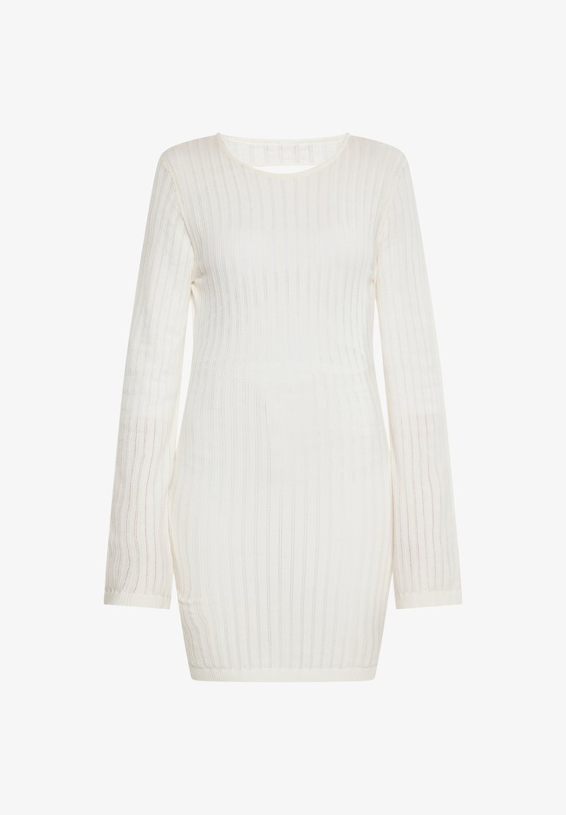 Weißes Langarmkleid aus geripptem Strickstoff; mit einem runden Ausschnitt und einem dezenten Cutout unter dem Kragen.