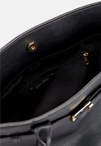 Anna Field Shoppingväska - black