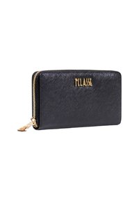 Cartera con textura negra, con cierre de cremallera en dorado y el logo dorado "TCLASSE" en la parte frontal.