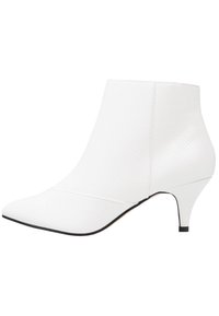 Miss Selfridge Botines bajos - white