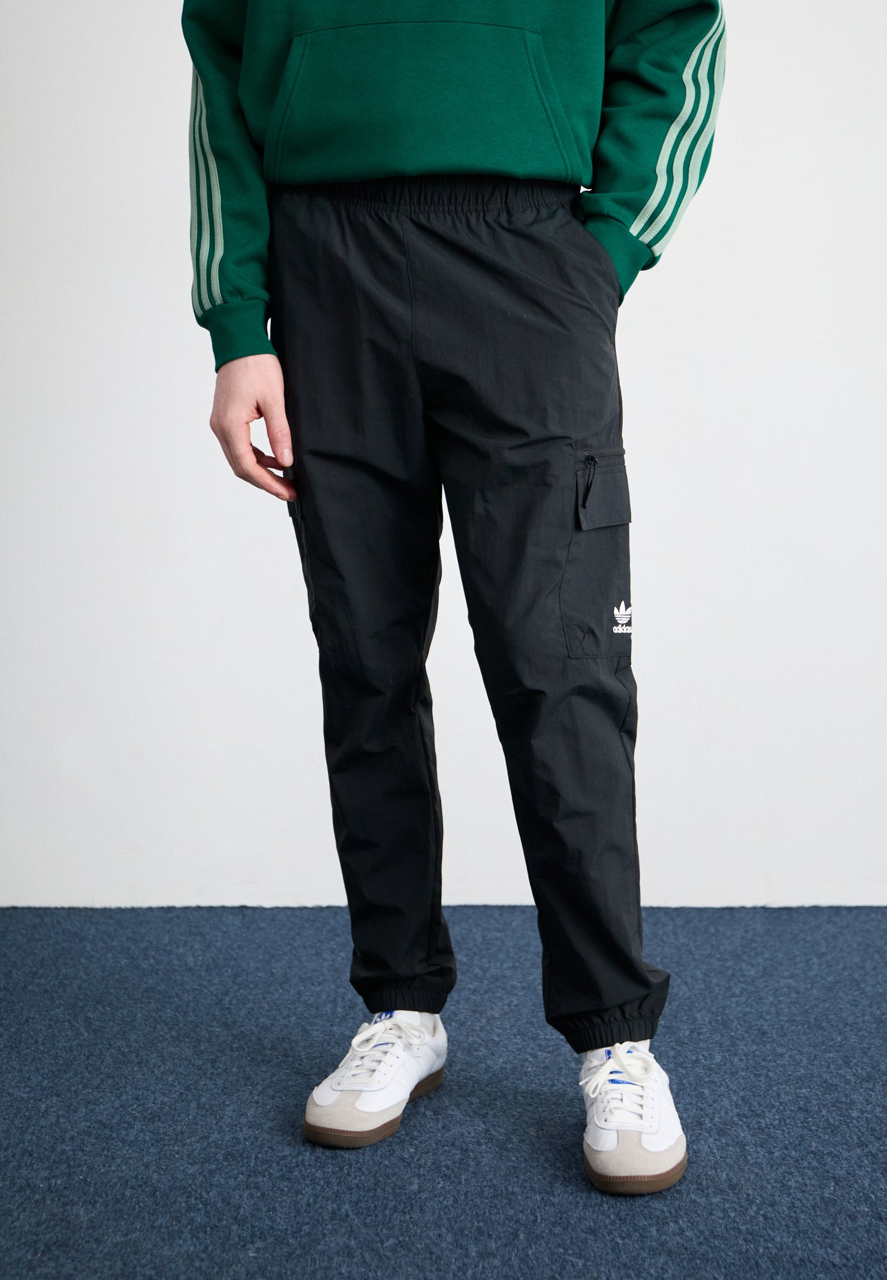 adidas Originals TREFOIL ESSENTIALS WOVEN CARGO Pantalones cargo
