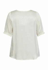 Weiße Bluse mit kurzen, gerafften Ärmeln, strukturierten, vertikalen Streifen und einem rund ausgeschnittenen Hals. Weicher, leichter Stoff. Rückansicht gezeigt.