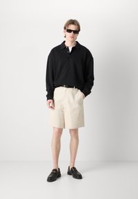 Les Deux JOHNNY CASUAL - Šortky - ivory