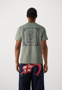 Replay Camiseta estampada - light military