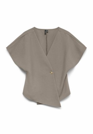 Haut taupe asymétrique à manches courtes avec large encolure en V et fermeture centrale à l'avant par un bouton doré unique.