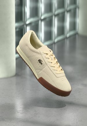 AURA 126 4 - Trainers - off white