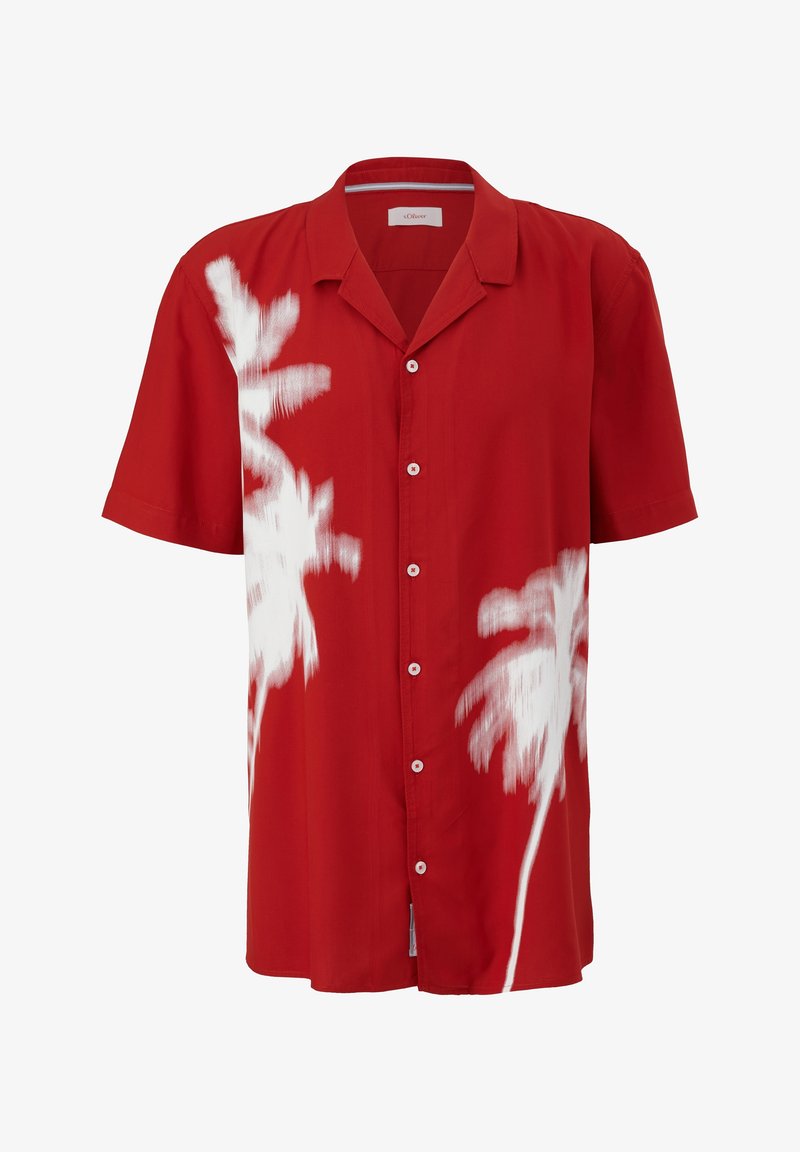 Chemise rouge à manches courtes avec des motifs de palmiers blancs, col classique, devant à boutons et texture lisse.