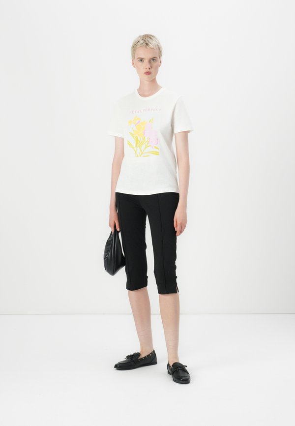 ONLKATTY TEE - Print T-shirt - cloud dance3