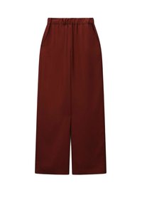 Wijdvallende, hooggetailleerde bordeauxrode broek met een elastische tailleband en zijzakken, weergegeven tegen een witte achtergrond.