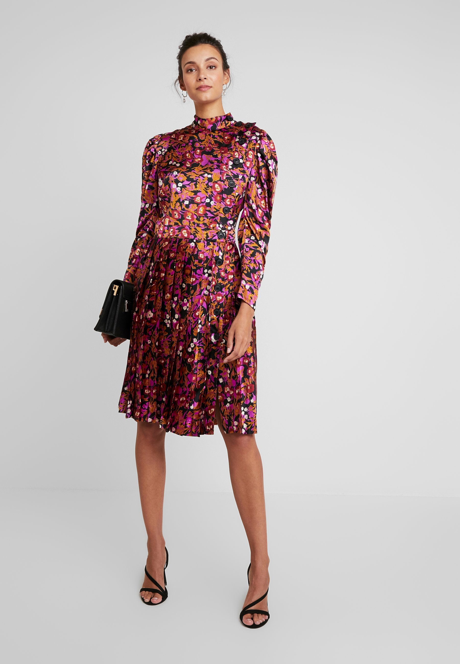 DAY Birger et Mikkelsen MACERA Vardagsklänning multi DAY Birger et Mikkelsen Blommiga klänningar online | Zalando