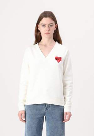 HEARTS V NECK - Sweatshirt - cannoli cream