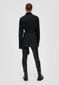 QS Overhemdblouse - schwarz