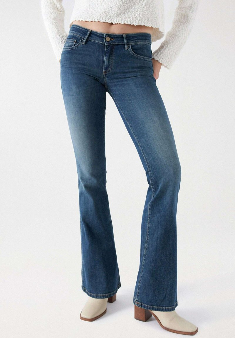 Salsa Jeans PUSH UP Flared Jeans blau/groen Zalando.nl