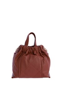 Bolso de cuero marrón acolchado con parte superior fruncida, asa corta y acentos de hardware dorado. Compacto, de textura suave y forma estructurada.