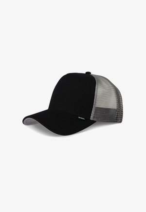 Černá čepice s texturovanou přední částí a šedými síťovanými stranami. Obsahuje zakřivený kšilt a malou logovou nálepku na boku.