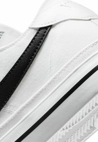 Nike Sportswear COURT LEGACY - Zapatillas - white/black