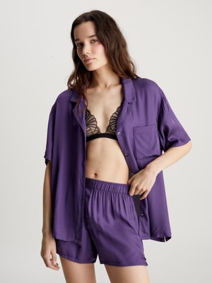 BUTTON DOWN - Pyžamový top - purple plumeria