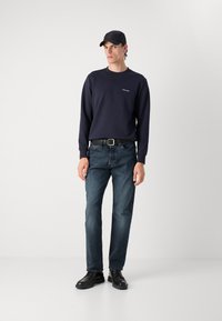 Calvin Klein MICRO LOGO REPREVE - Felpa - night sky