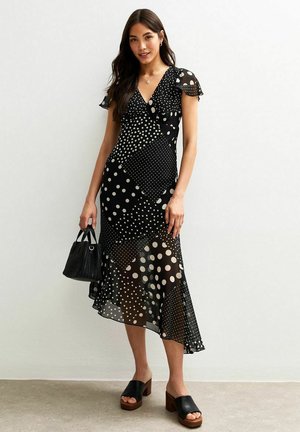 V-NECK MIDI  - Day dress - black pattern
