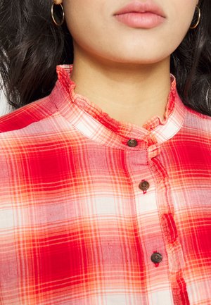 Blus - red