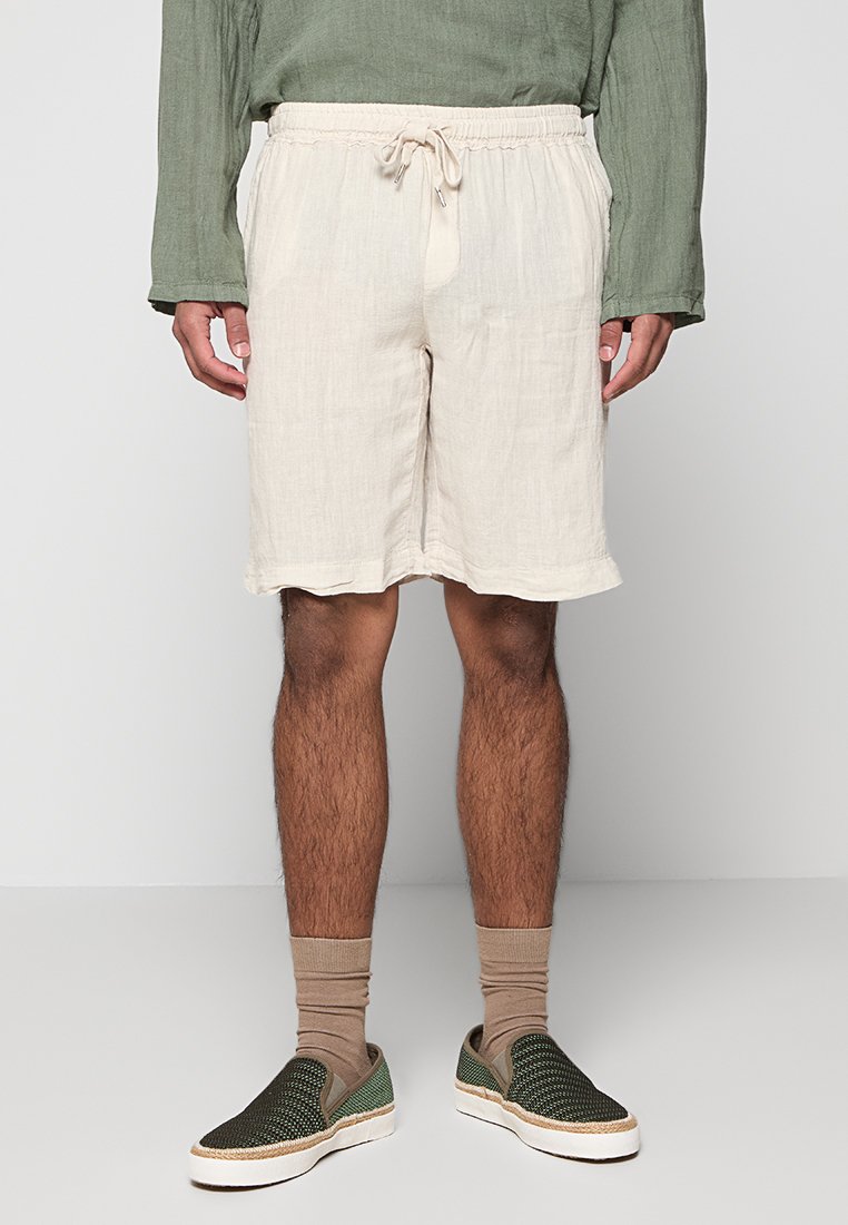 Le Monde du Lin Shorts beige Le Monde du Lin Shorts beige