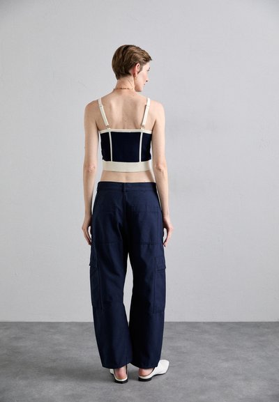 Citizens of Humanity MARCELLE LOW SLUNG - Cargo trousers - night flight