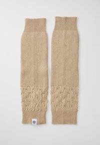 CABLE LEGWARMERS - Ohrievače nôh - soft camel