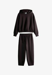 Selezionato, chocolate brown