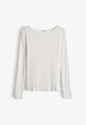 Weißes Langarmshirt aus strukturiertem Rippstrick, mit rundem Ausschnitt und gewelltem Saum. Weiche Textur, lässiges Design, mit entspannter Passform.