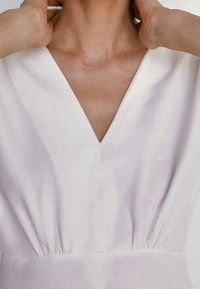 Massimo Dutti Sukienka z dżerseju
