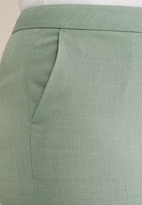 CURVE - Pantalones - pastel green