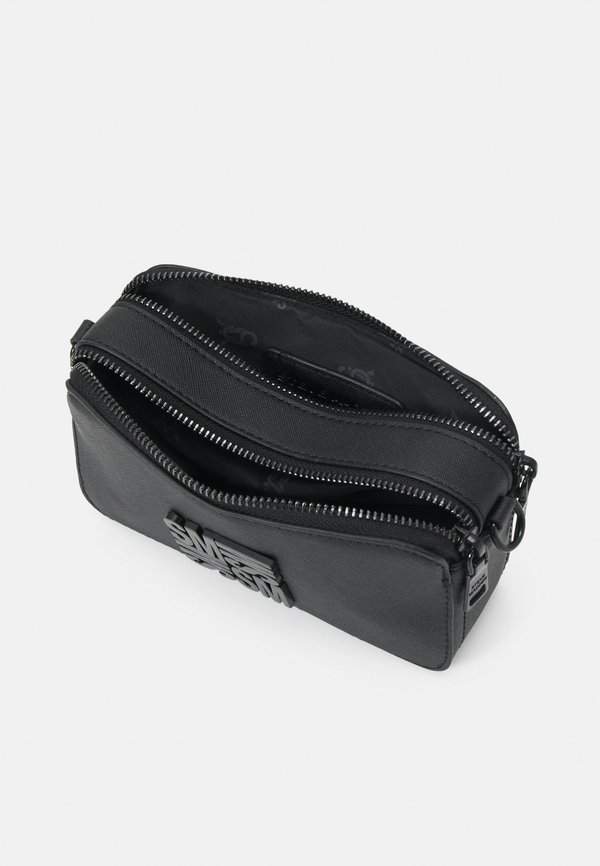 BRISA - Cross body bag2