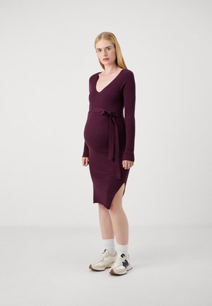 VMMSABA V NECK BELT DRESS  - Strikket kjole - winetasting