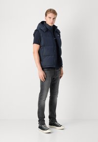 Tommy Jeans ALASKA - Liivi - dark night navy