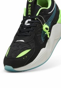 Puma RS X ALIEN - Sportcipő - blacktropical blue