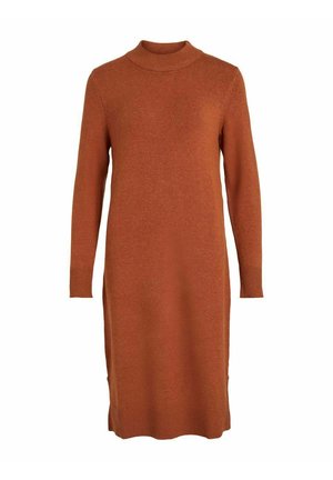 Φόρεμα πλέγματος με μακριά μανίκια, σε καστανό έγχρωμο, με ψεύτικο λαιμό και ριχτές μανσέτες και στρίφωμα, εκτεθειμένο σε λευκό φόντο.