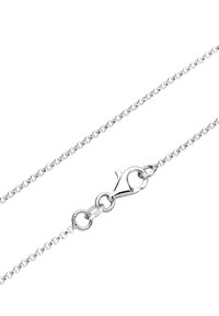Collar de cadena de metal plateado con eslabones pequeños, que presenta un cierre de langosta y un sello "925" que indica la pureza de plata esterlina.