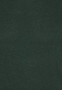 Thumbnail Image 7
