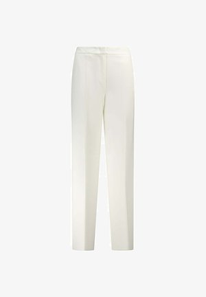 Pantaloni bianchi su misura a vita alta con gamba dritta, piega centrale e vita elasticizzata.