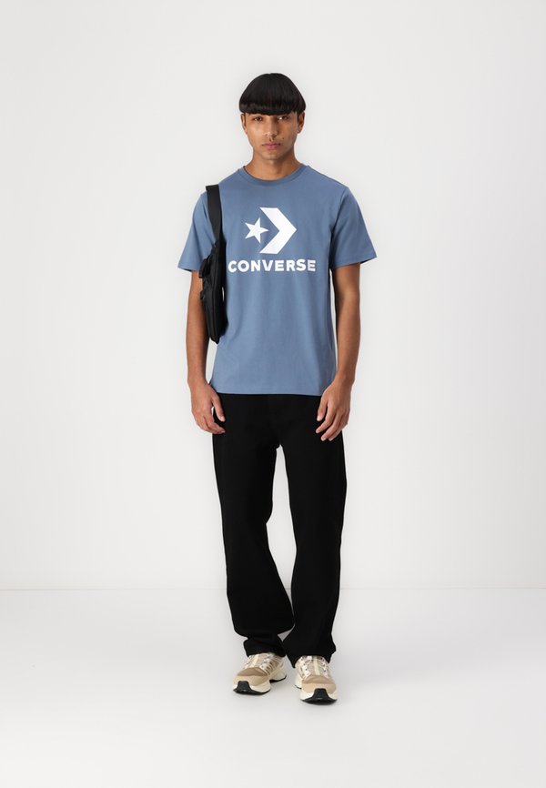 CONVERSE GO-TO STAR CHEVRON LOGO  STANDAD FIT UNISEX - Print T-shirt3