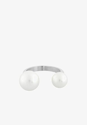 Ring mit einem silbernen Metallband, das an jedem Ende zwei glänzende weiße Perlen hat. Minimalistisches Design mit einer glatten, polierten Oberfläche.