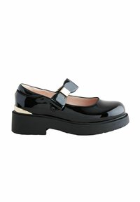 Zwarte gepatineerde leren Mary Jane schoen met een ronde neus, een decoratieve strik en een chunky zwarte plateauzool. Gouden accent bij de hak.