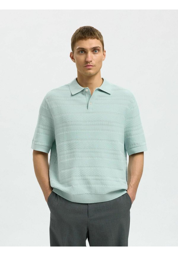 RELAXED STRUCTURE - Poloshirt - winter sky