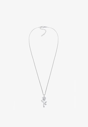 Sølv halskæde med en rose vedhæng med indviklet detaljering, fastgjort til en tynd kæde med en lukkemekanisme og justerbar længde.