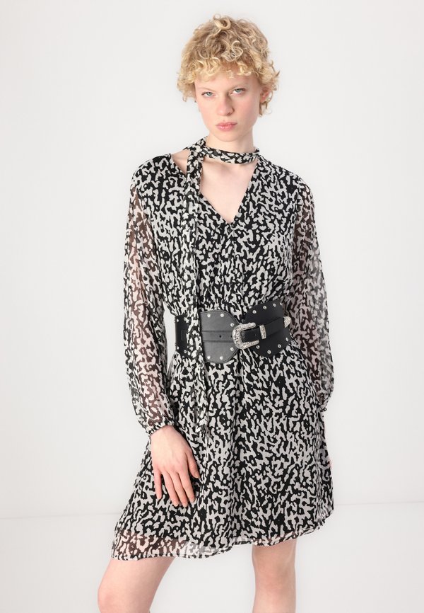 ONLCERA LIFE 3/4 SHORT NOOS - Shirt dress4