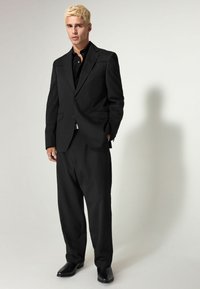 Next REGULAR FIT - Pantaloni de costum - black