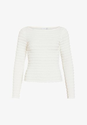 Witte dames top met lange mouwen, voorzien van horizontale, gestructureerde rucheslagen en een brede ronde halslijn.